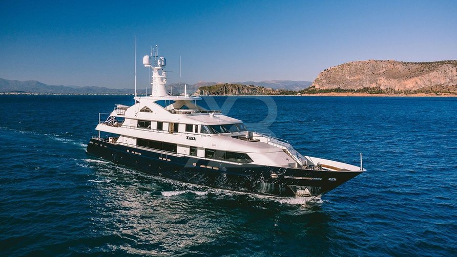 Xana yacht exterior 2