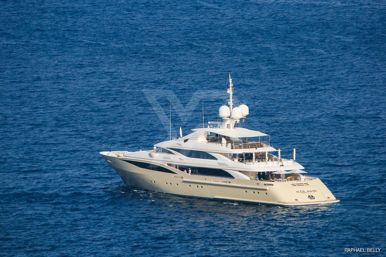 Kolaha yacht exterior 5