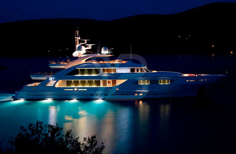 Alalya yacht exterior 4