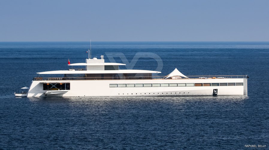 Venus yacht exterior 7