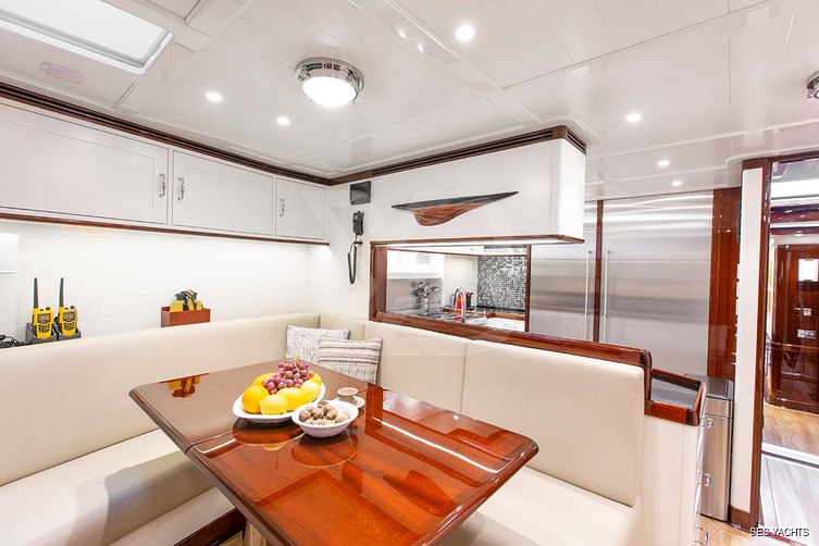 Grace III yacht interior 13