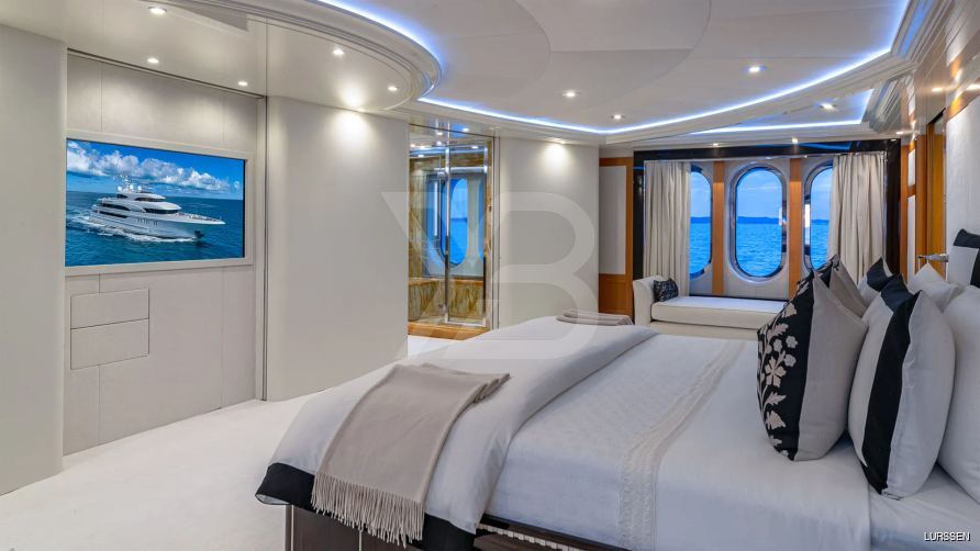 Marguerite yacht interior 10