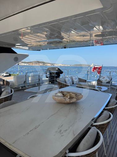 Survivor 2 yacht exterior 34