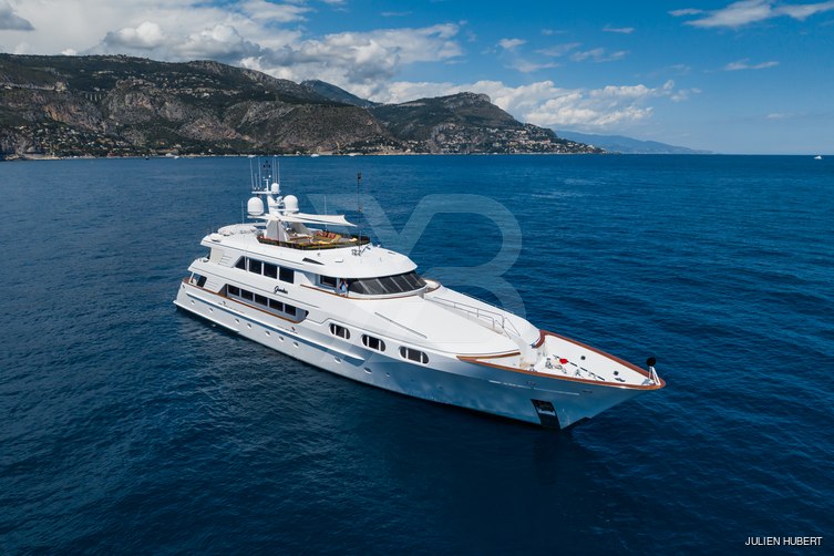 Grandeur yacht exterior 3