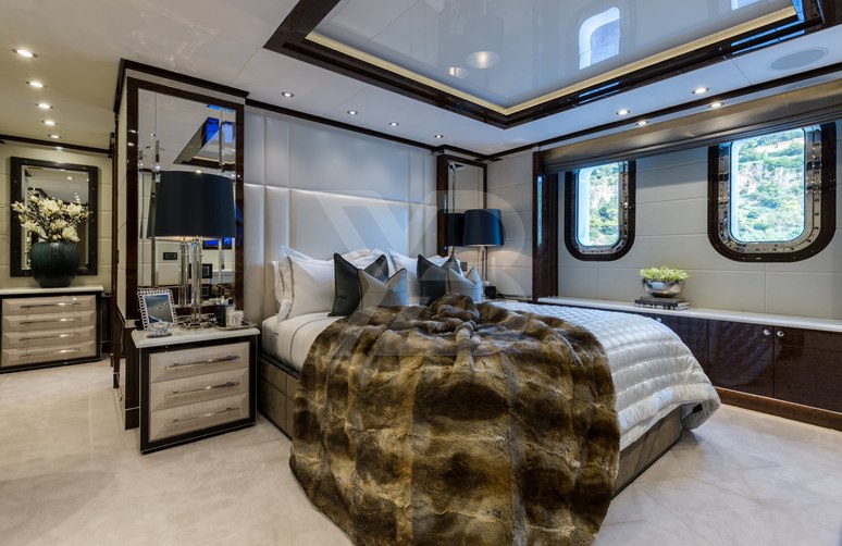 Soundwave yacht interior 28