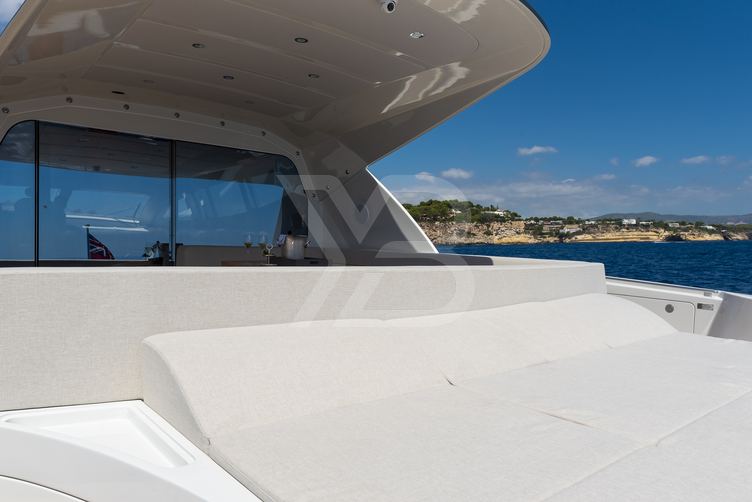 One Day yacht exterior 35