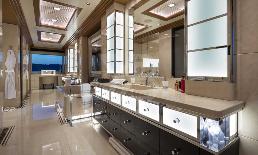 Mar yacht interior 14