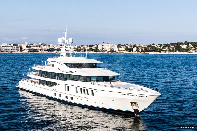 Plvs Vltra yacht exterior 66