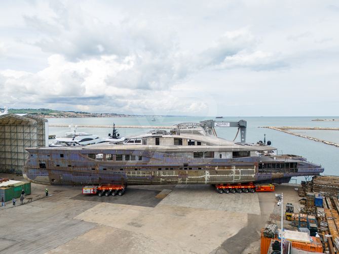 Maddam C yacht exterior 19