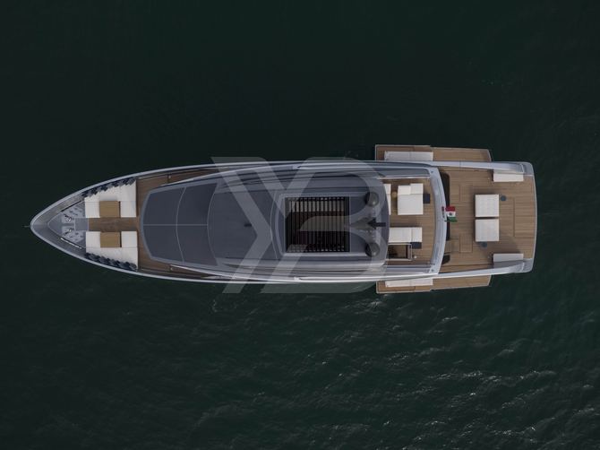 Sensa yacht exterior 6