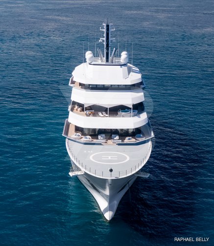 Renaissance yacht exterior 3