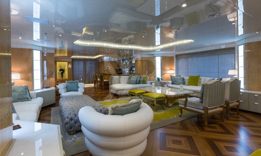 Seakid II yacht interior 11