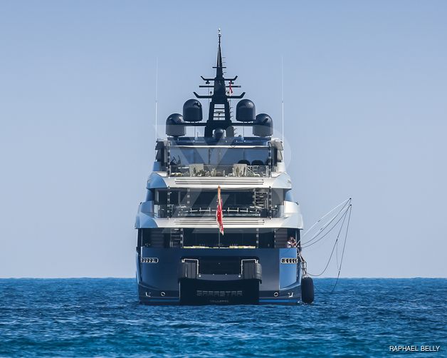 SaraStar yacht exterior 3