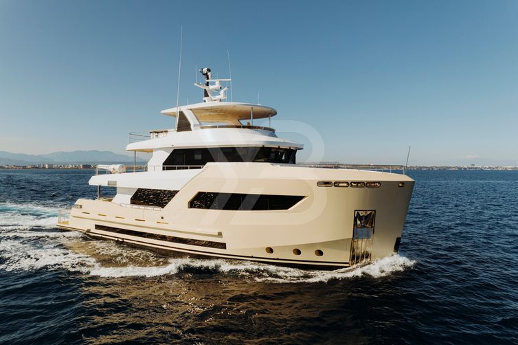 Queen of the Caribbean yacht exterior 5