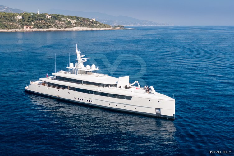 Alchemy yacht exterior 21