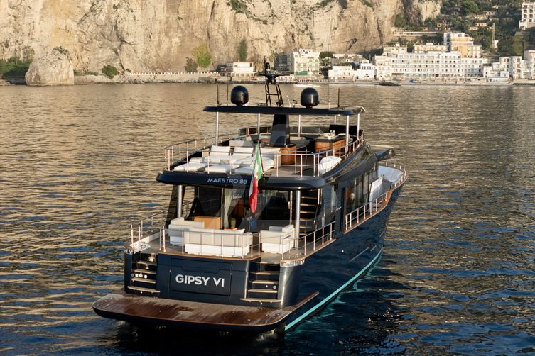 Gipsy VI yacht exterior 36