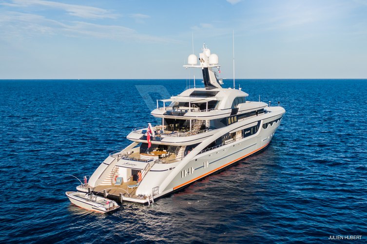 Starlust yacht exterior 113