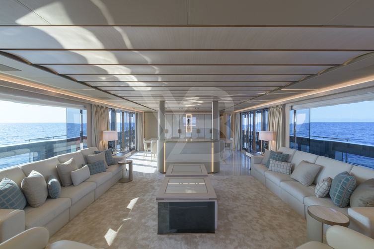 EIV yacht interior 10