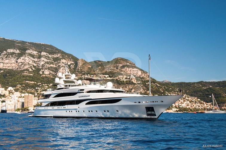 Lioness V yacht exterior 2