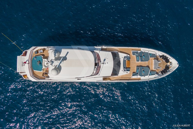2 J's of London yacht exterior 11