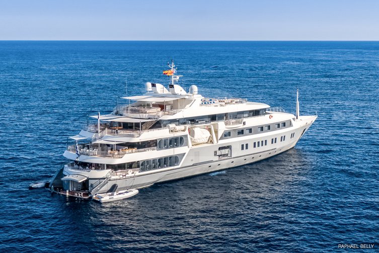 Marquise yacht exterior 19