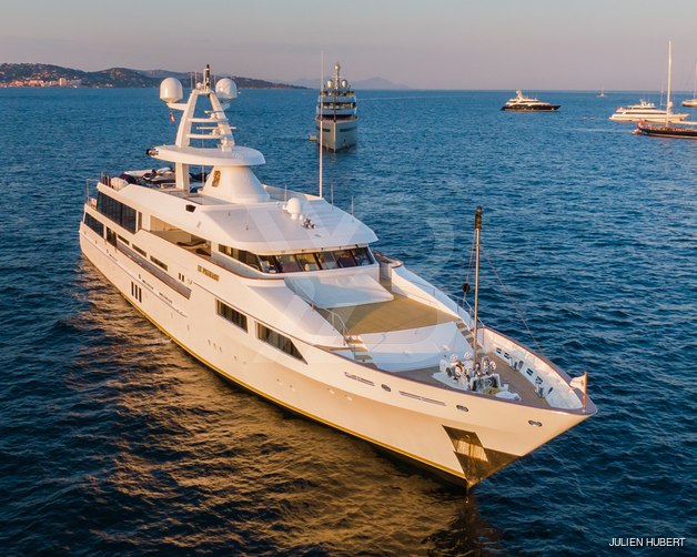 Le Pharaon yacht exterior 2