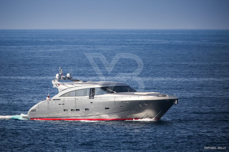 Reveil yacht exterior 4