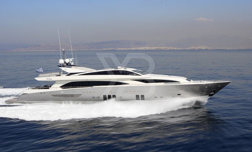 Dragon yacht exterior 2