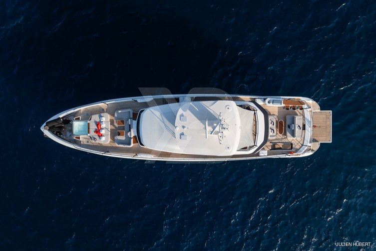 Abie yacht exterior 4