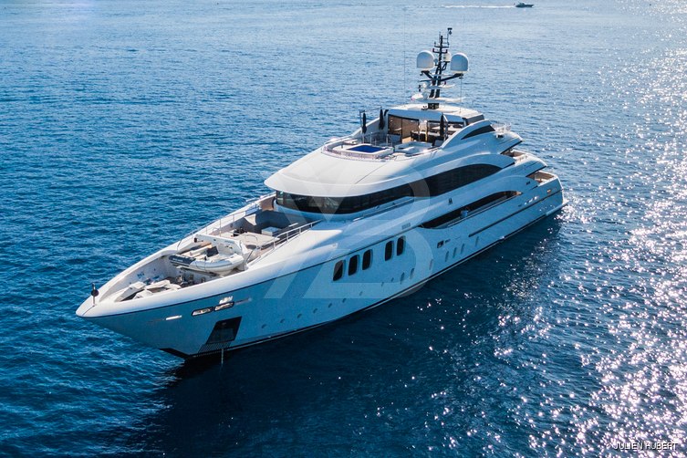 Hope and Love yacht exterior 9