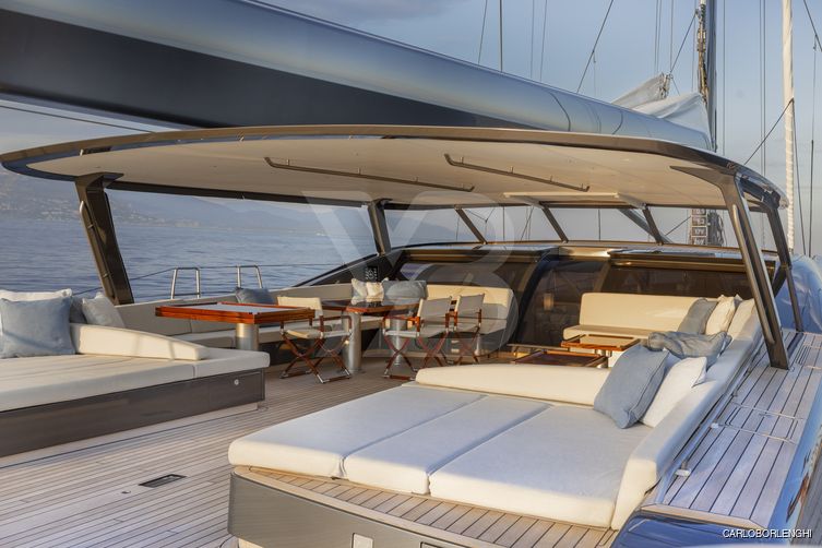 Nilaya yacht exterior 9