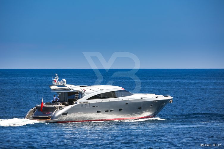 Reveil yacht exterior 3