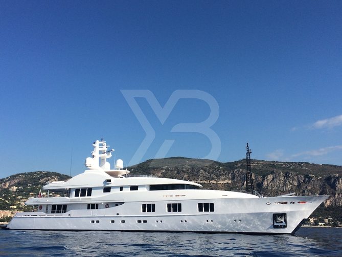 Baraka yacht exterior 3