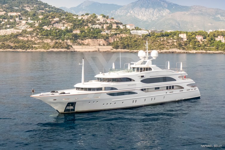 Christina V yacht exterior 2