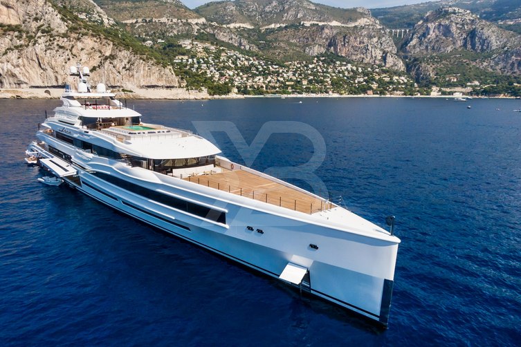 Mar yacht exterior 24