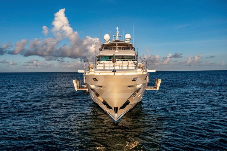 Inspiration yacht exterior 3