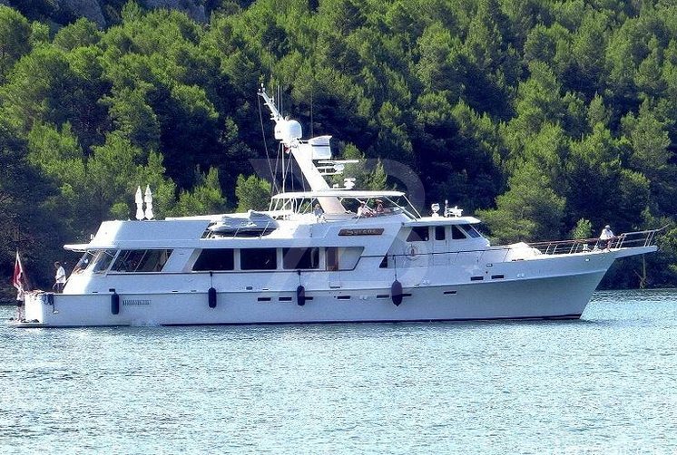 Serenity yacht exterior 2