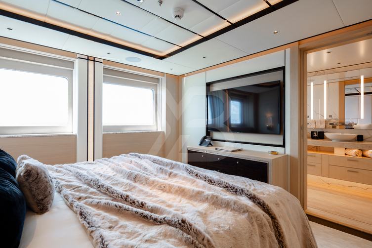 Asia yacht interior 36