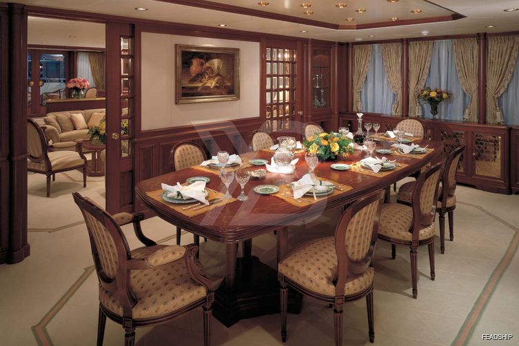 Corinthian yacht interior 6