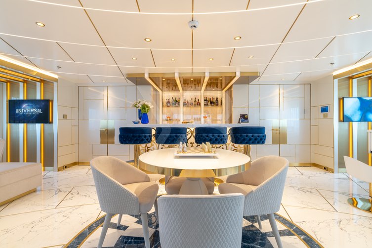 Leona yacht interior 27