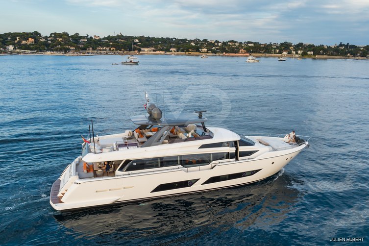 Chapaqua Too yacht exterior 5