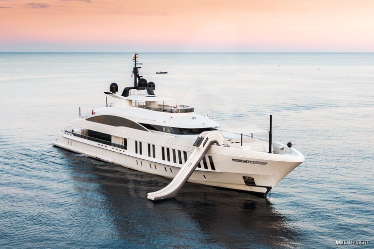 Samurai yacht exterior 5