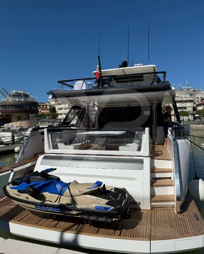 Together yacht exterior 5