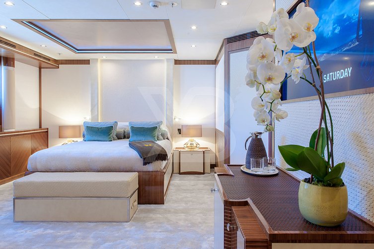 Quattroelle yacht interior 10