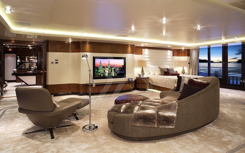 Quantum of Solace yacht interior 12