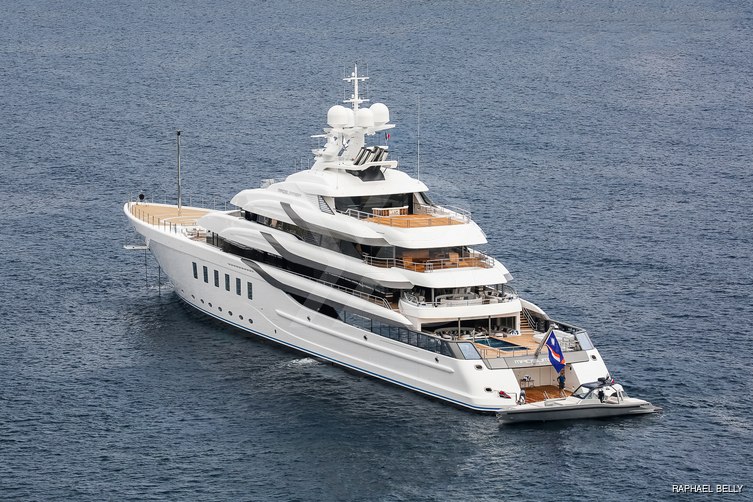 CC-Summer yacht exterior 7