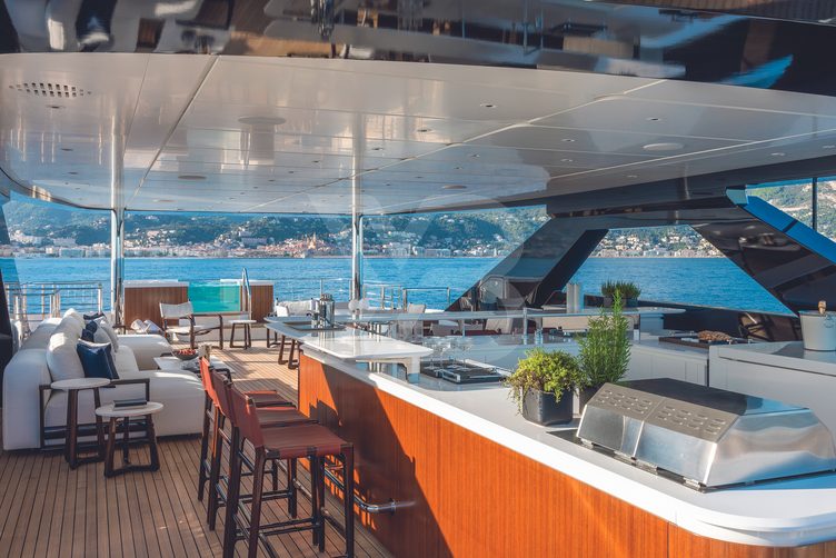 Asante yacht interior 33