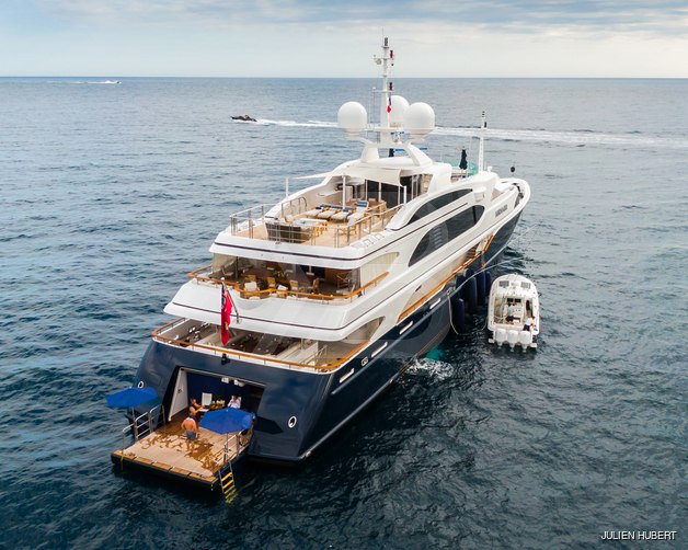 Andiamo yacht exterior 18