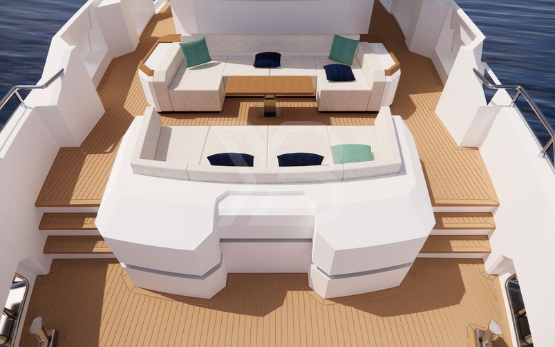 Bee yacht interior 3