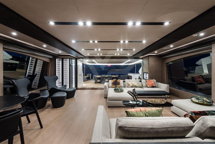 Lady Nina yacht interior 7